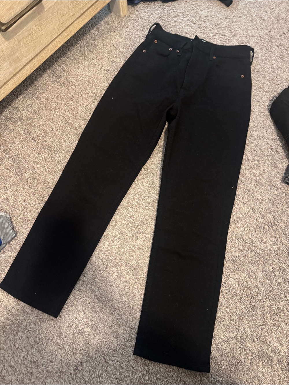 Women’s  Black Straight-Leg Jeans